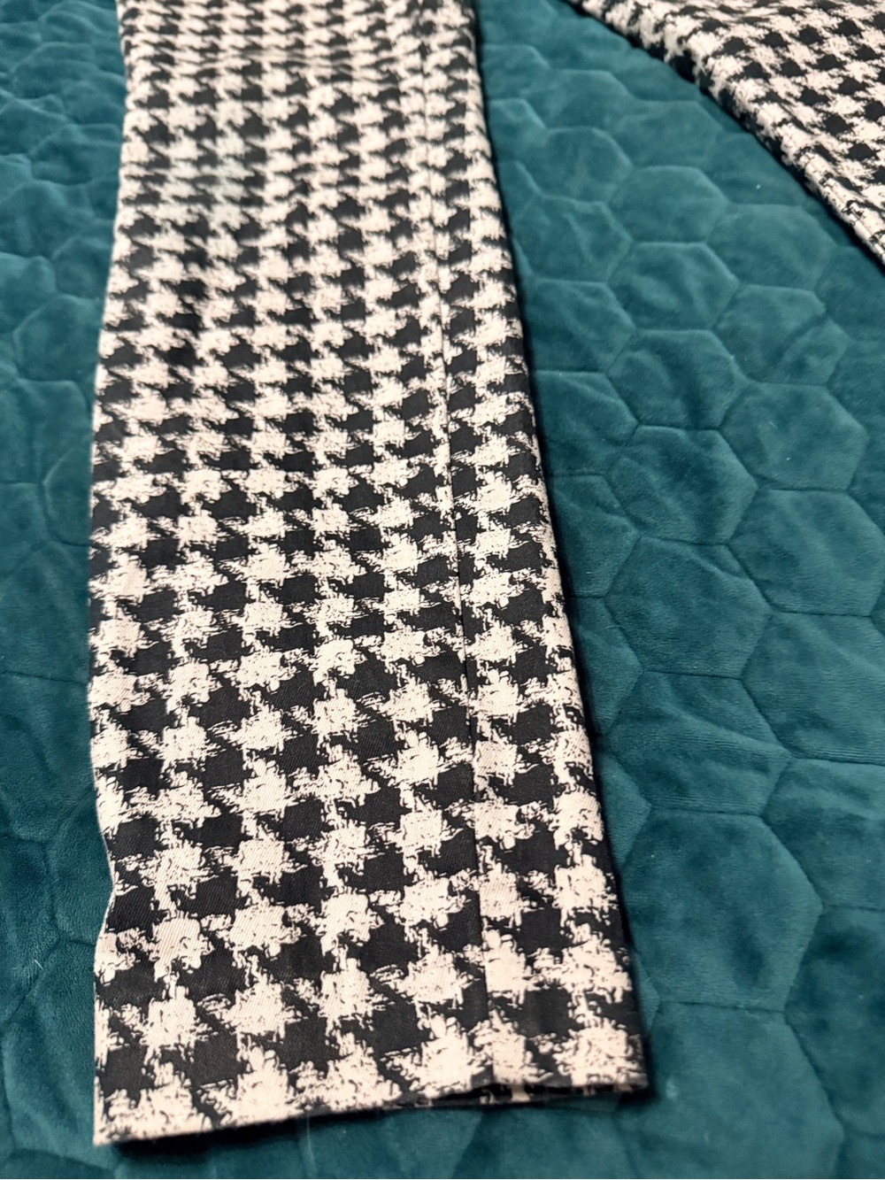 H&M 6 Black White Houndstooth Capri Skinny Pants 90’s 2000’s